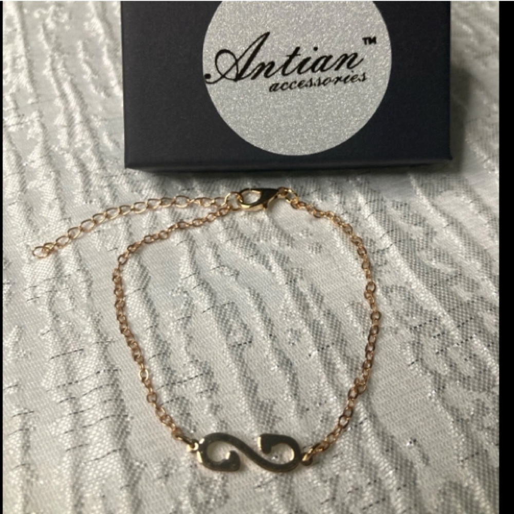 Antian Accessories™ Stainless Steel S-Shaped Charm Bracelet – Gold Tone - Picture 4 of 5